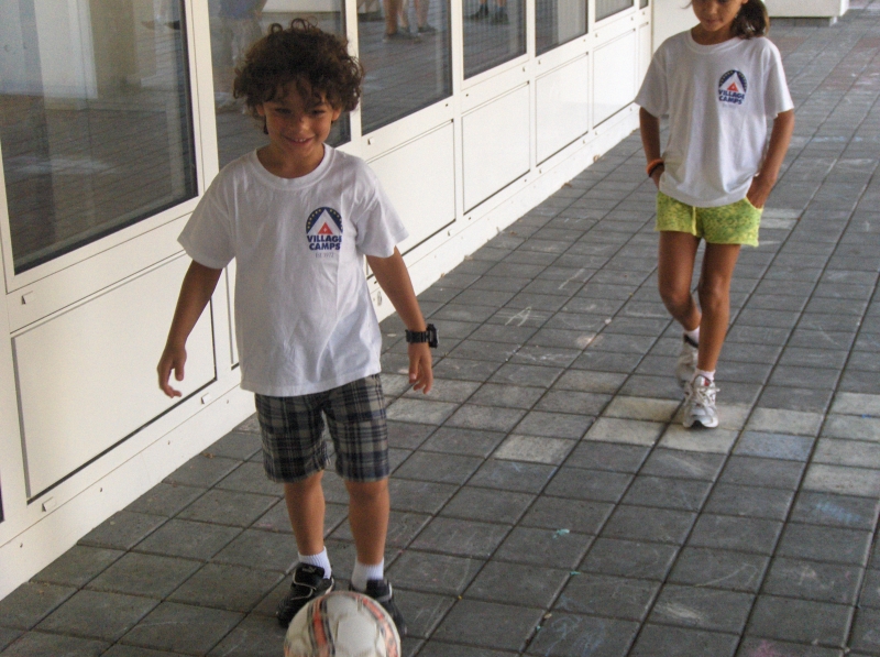 Village Camps International Summer Camp VDC Geneva 2016-08-12 https://www.villagecamps.com/journals_admin/images/346-34-Picture 002.jpg